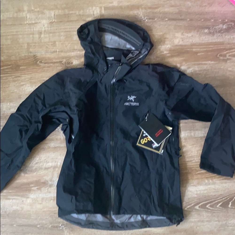 Arc’teryx Beta AR Men’s Jackets